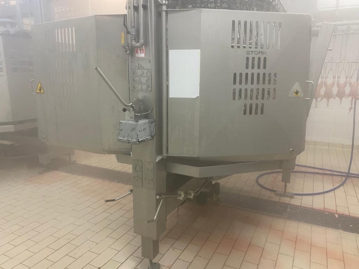 Stork Evisceration Line